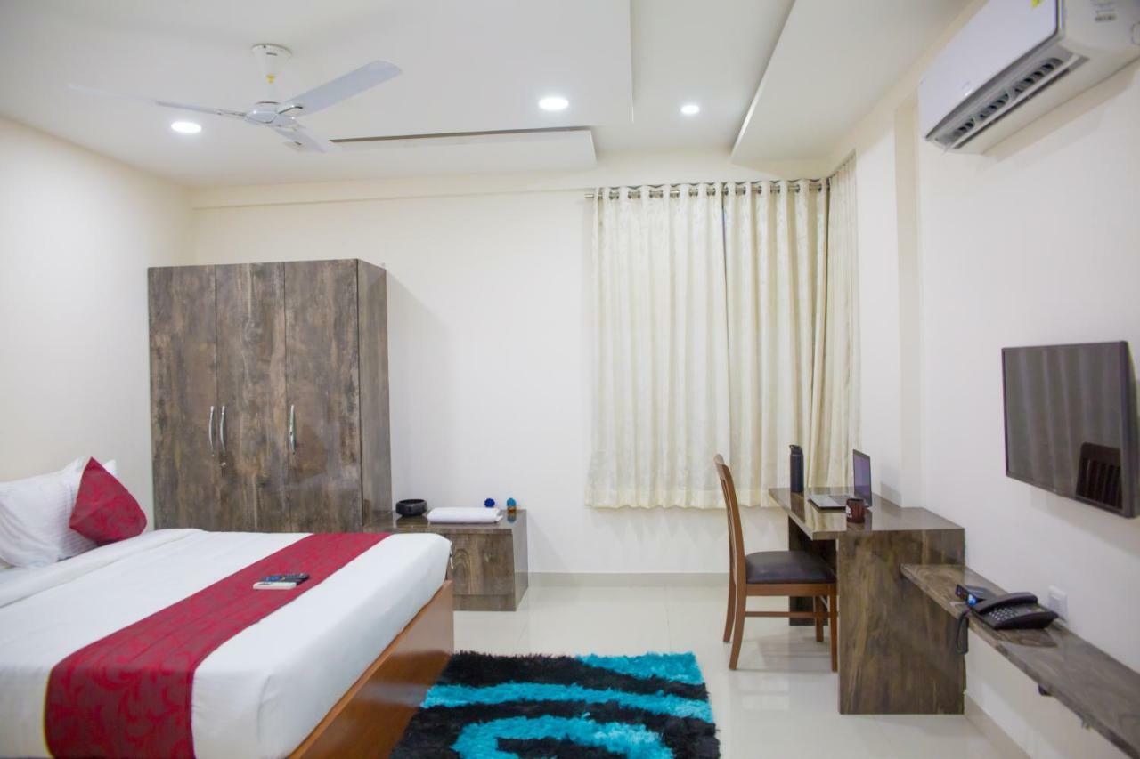 สกายลา เซอร์วิซ อพาร์ตเมนต์ - โลตัส พอนด์ Apartment ไฮเดอราบัด ภายนอก รูปภาพ
